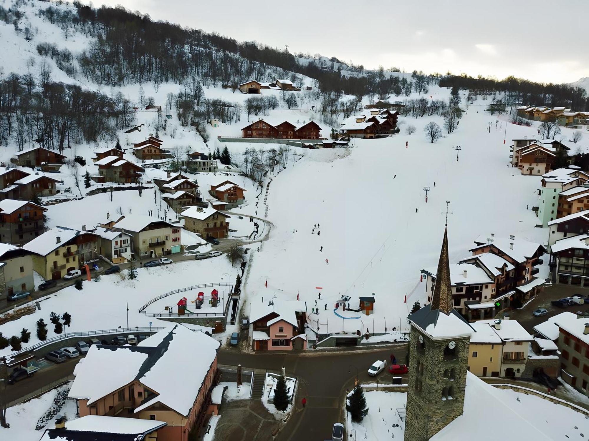 サン・マルタン・ド・ベルヴィル Chalet Cosy Pour 13 Saunaヴィラ エクステリア 写真